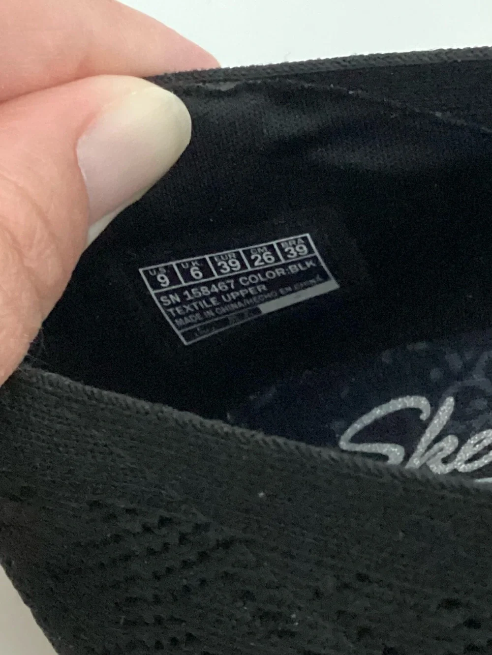 \Skechers\ NWT Cleo Knit Slip-Ons